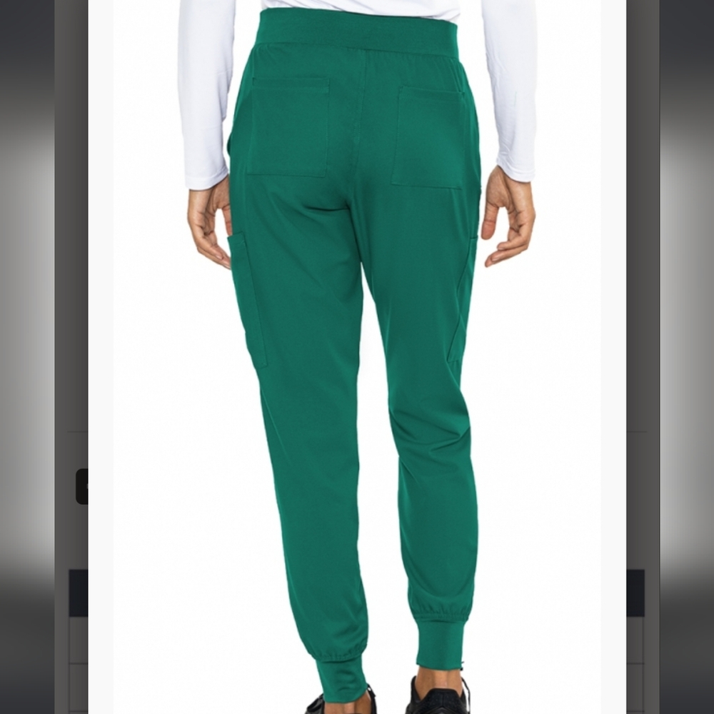 Scrub Set Hunter Green Medcouture - Picture 2 of 14